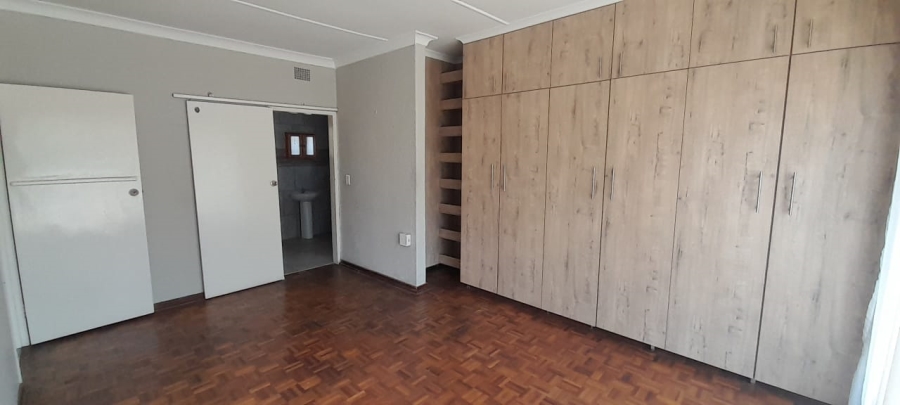 To Let 3 Bedroom Property for Rent in Flamwood North West